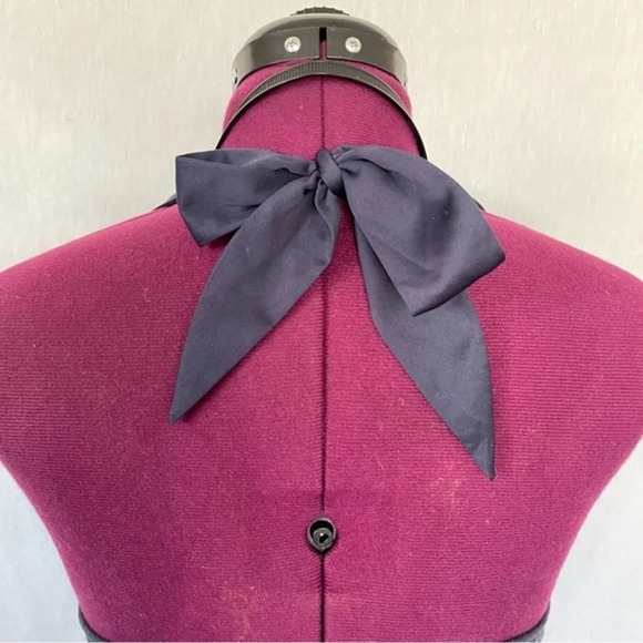 Colcci Navy Blue Tie Up Halter Top - Picture 3 of 8